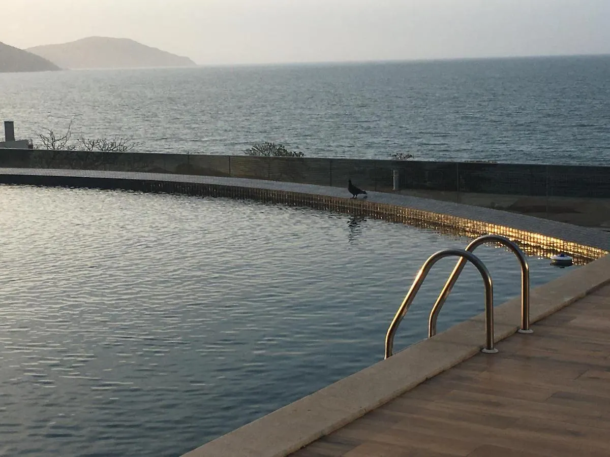 Apartamento Moderno - Piscina Borda Infinita - Vista magnífica para o mar Florianópolis