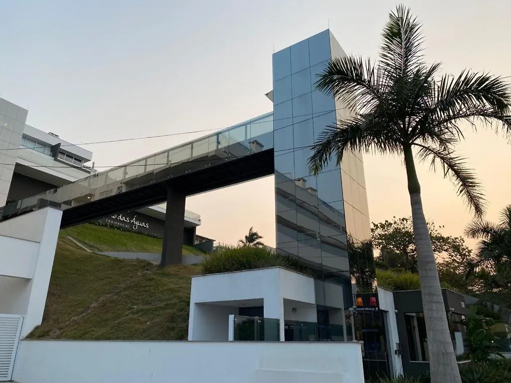 Apartamento Moderno - Piscina Borda Infinita - Vista magnífica para o mar Florianópolis