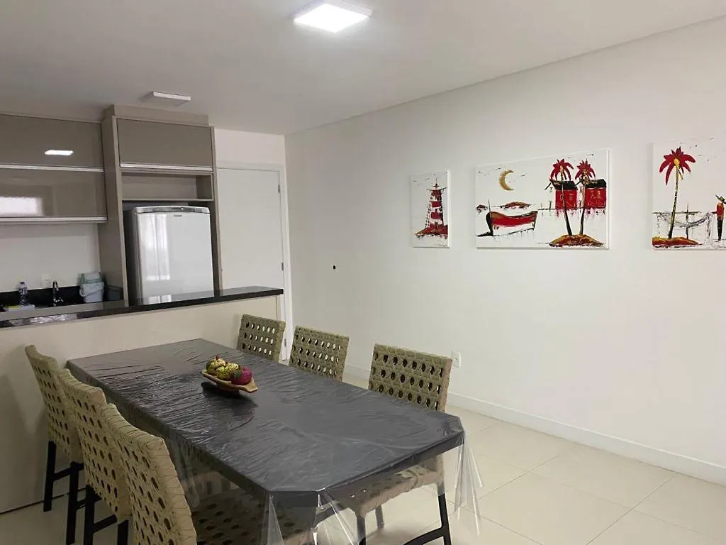 Apartamento Moderno - Piscina Borda Infinita - Vista magnífica para o mar Florianópolis Brasile